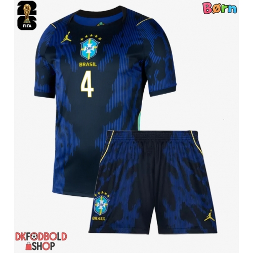Brasilien Marquinhos #4 Udebanesæt Børn VM 2026 Kort ærmer (+ korte bukser)